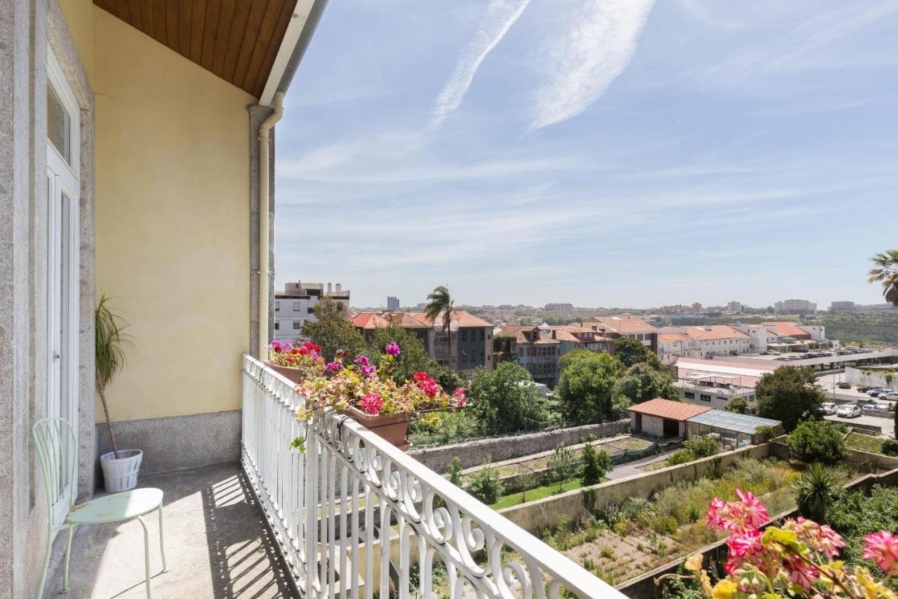 Guestready - Ayres Studio W Balcony Garden Porto Ngoại thất bức ảnh