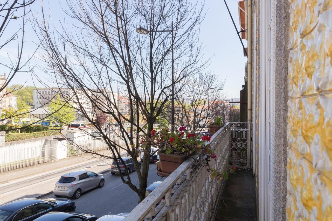 Guestready - Ayres Studio W Balcony Garden Porto Ngoại thất bức ảnh