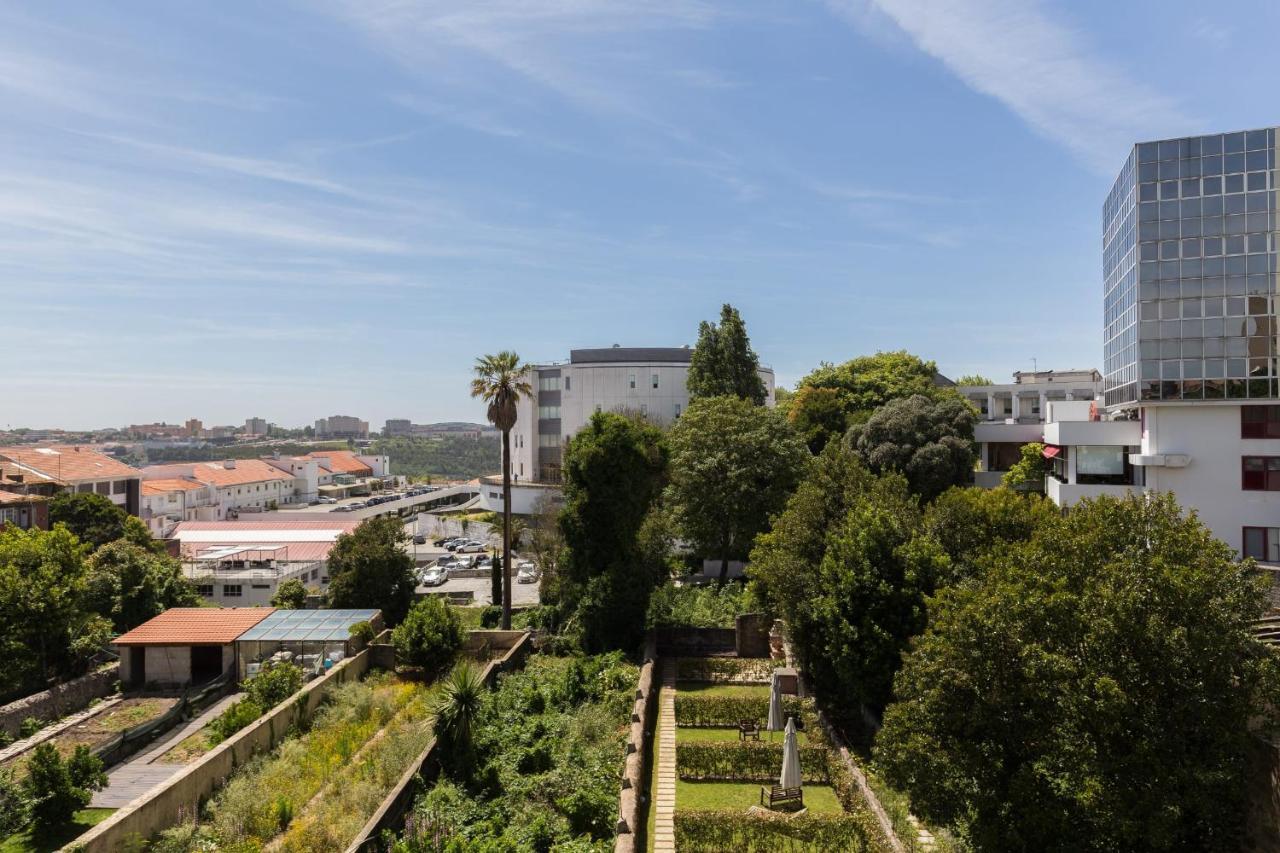 Guestready - Ayres Studio W Balcony Garden Porto Ngoại thất bức ảnh